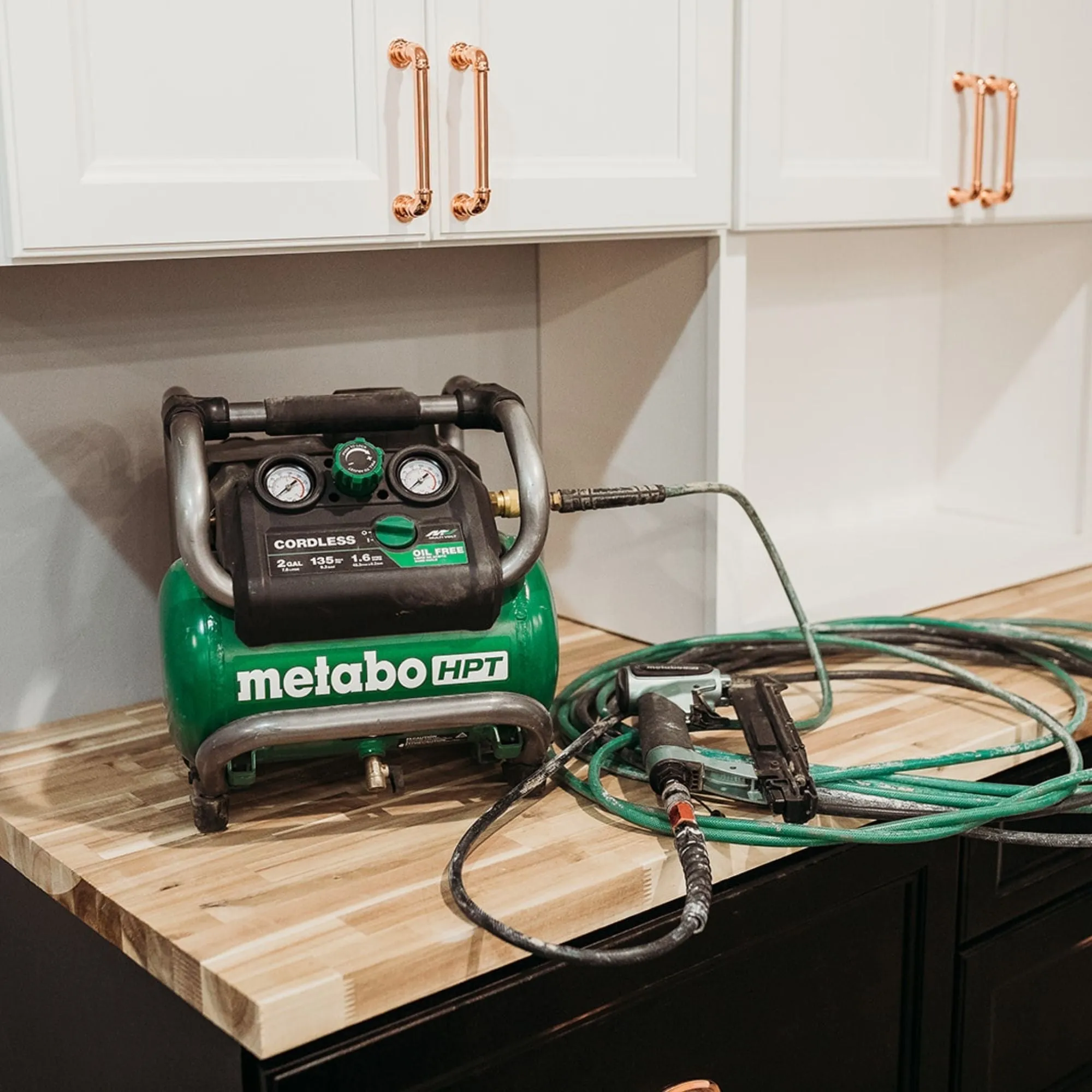 36V MultiVolt 2 Gallon Cordless Air Compressor (Tool Body Only) | Metabo HPT EC36DAQ4