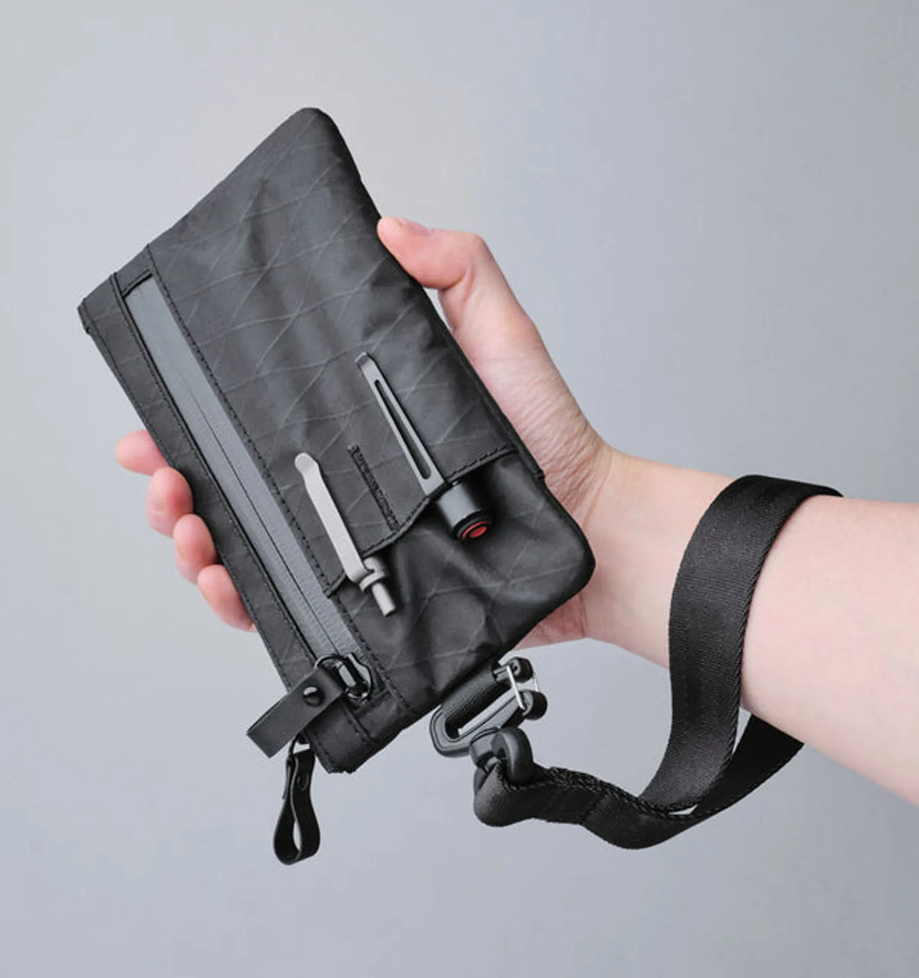 Alpaka Zip Clutch X-Pac