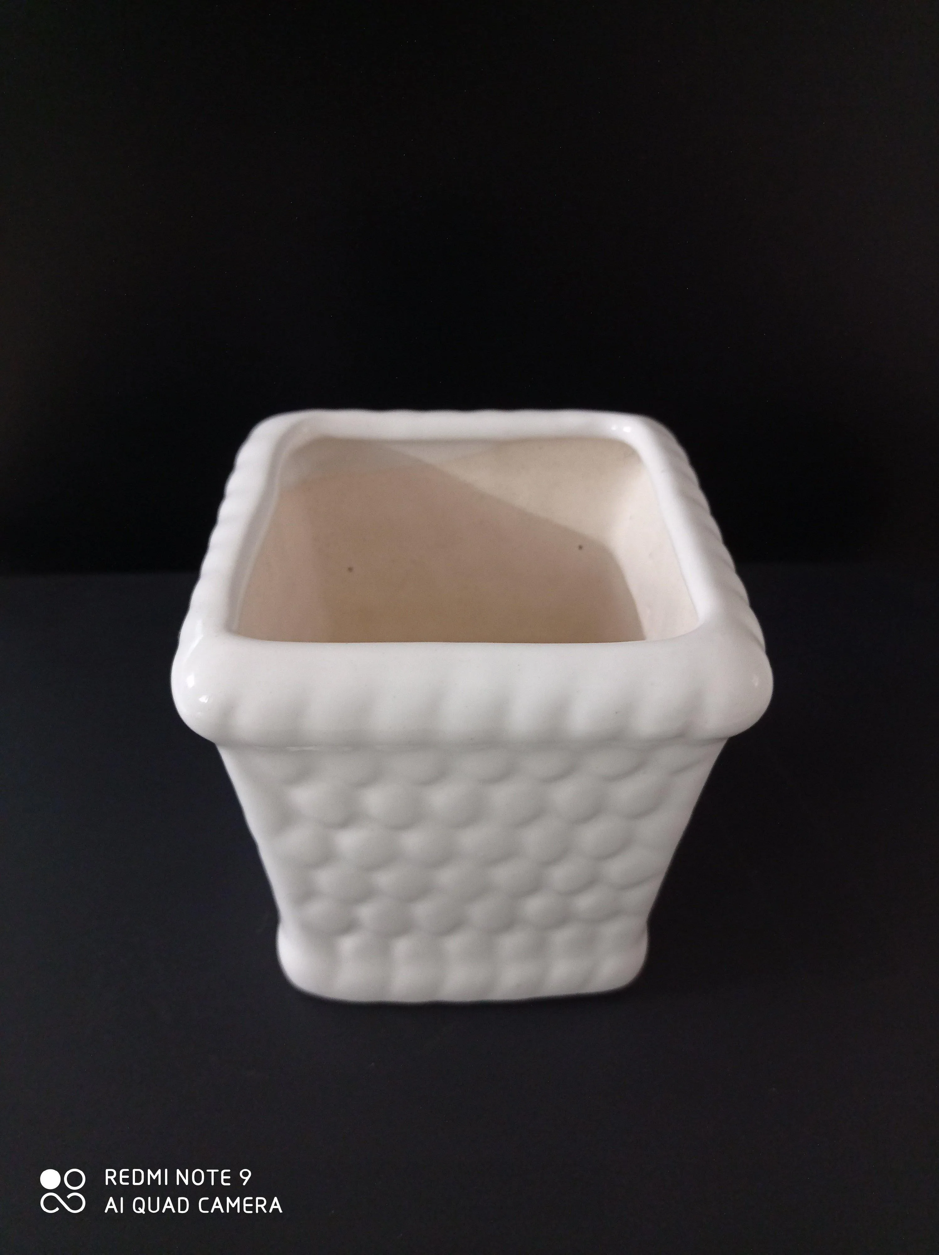 Contemporary White Ceramic Honeycomb Design Plant Pots - Set of 3 | Small Size