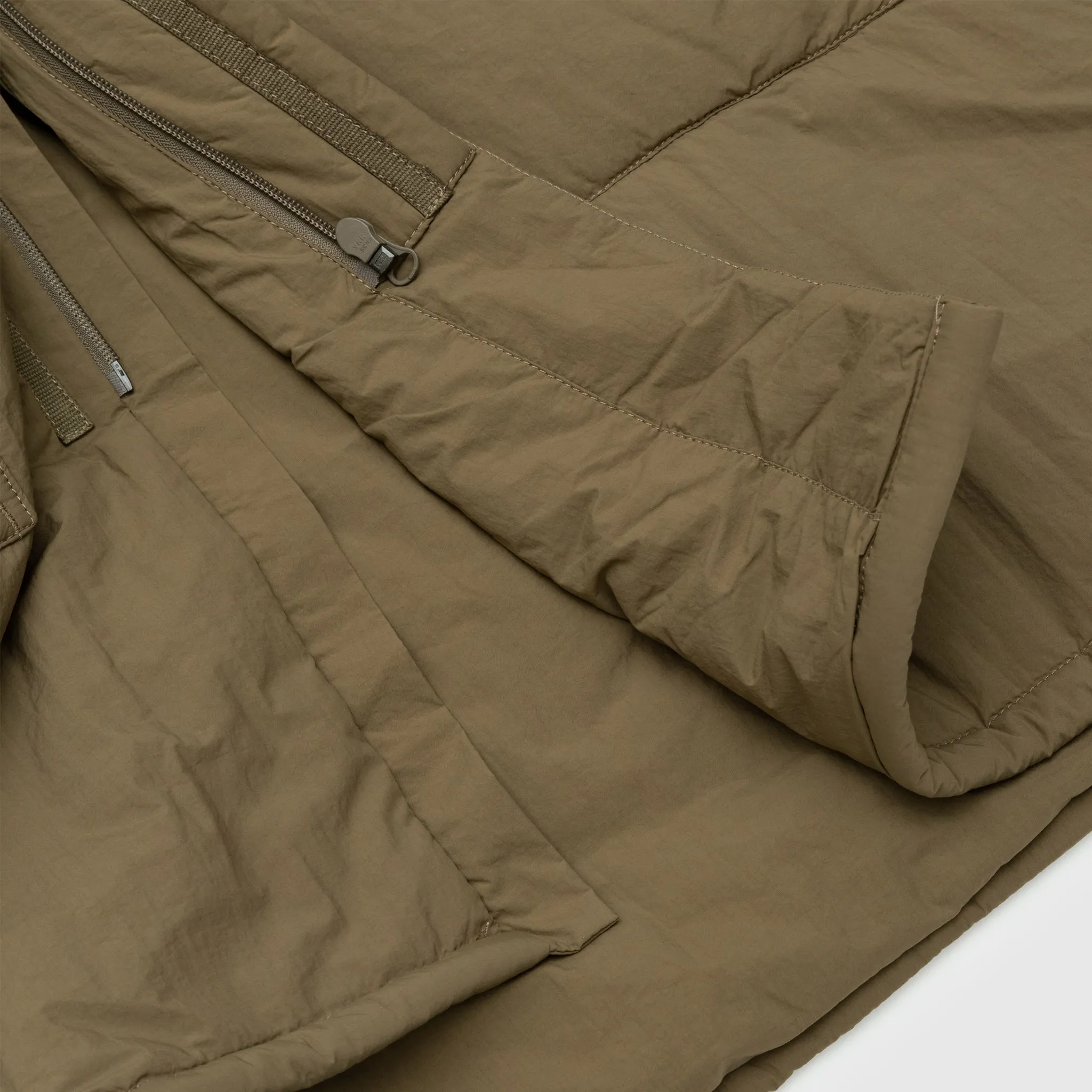 LIGHTLY PADDED PARKA