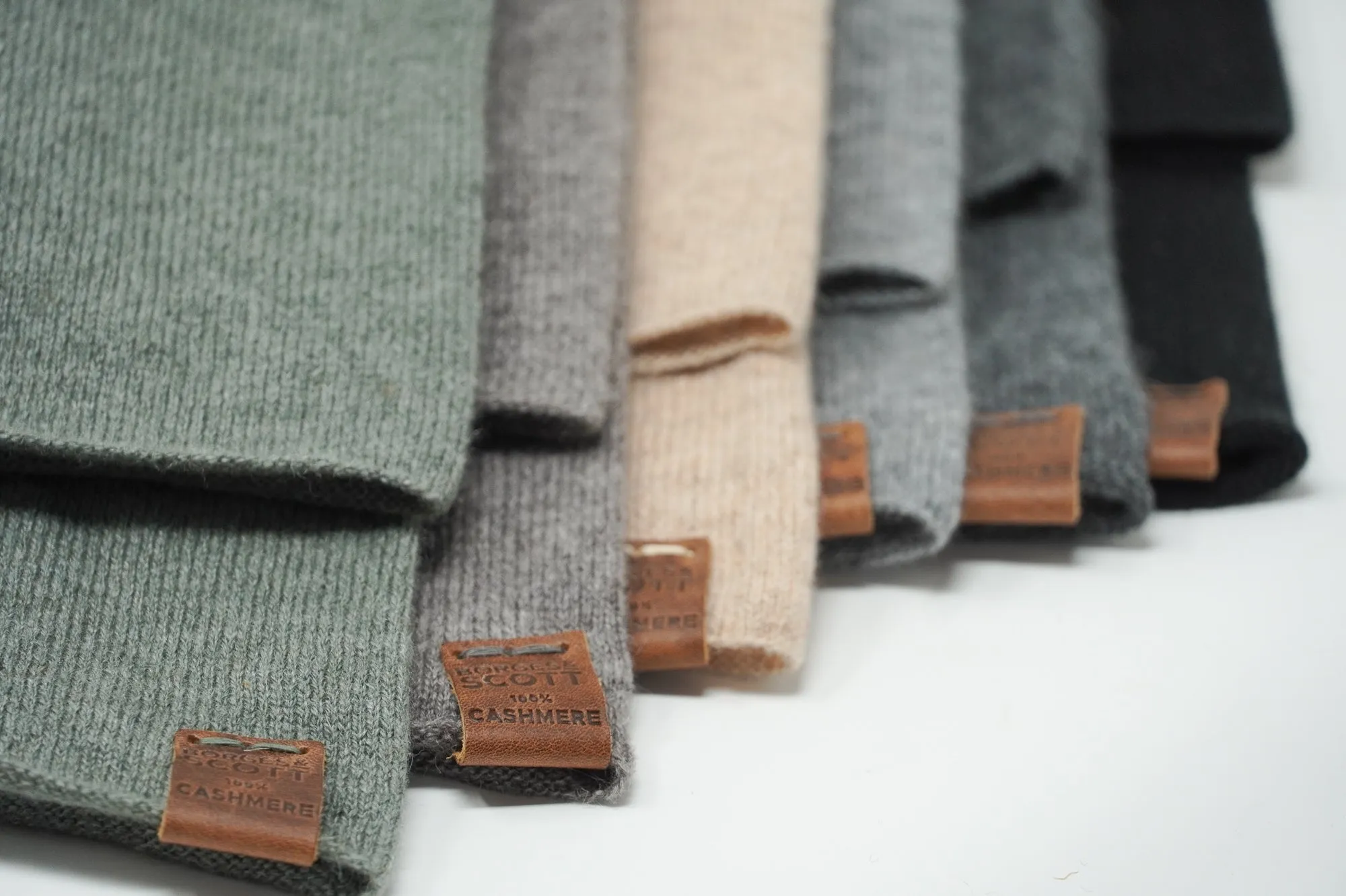 The St Anton - 100% Cashmere Snood - Neck Gaiter / Snood